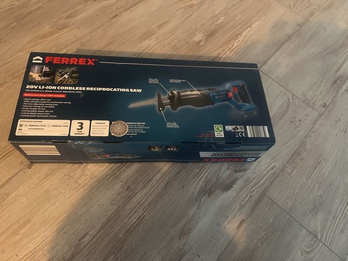 Reciprocating saw cordless