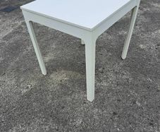 Ikea white extendable table