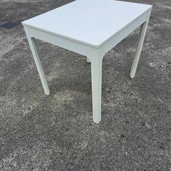 Ikea white extendable table