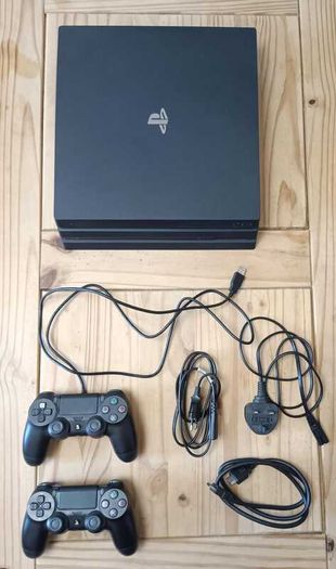 PlayStation 4 Pro 1tb