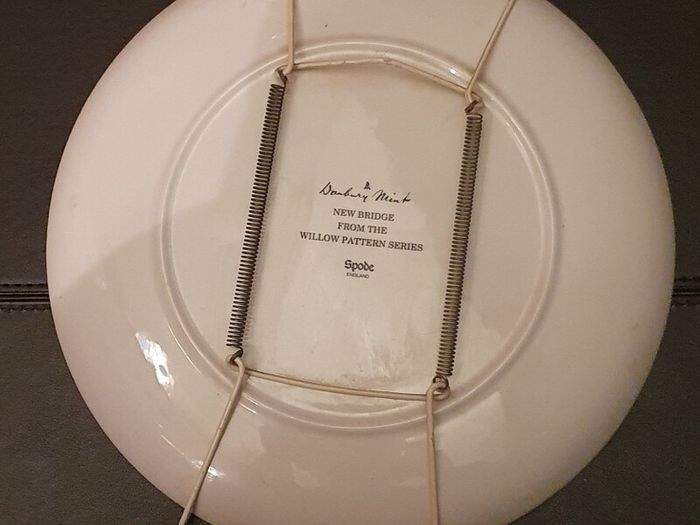 Spode Danbury Mint Decorative Plate
