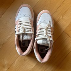 Champion female shoes size-4(UK)