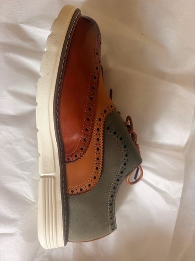 Unisex casual shoes