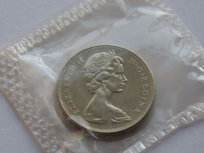 1967 Vintage Canadian 5 cents Hopping Hare