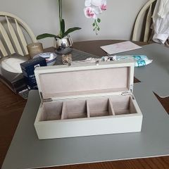wooden box 4 compartments