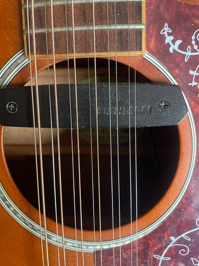 12 strings tanglewood guitar