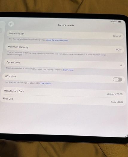 Apple iPad Pro M5 512GB (under warranty)