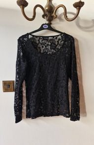 Black lace top (Size L/XL)