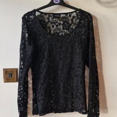 Black lace top (Size L/XL)
