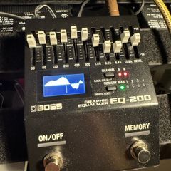 Boss EQ 200 equaliser pedal