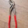 Slim Jaw Waterpump Pliers Image 2