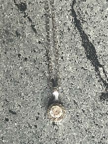 9 carat white gold necklace