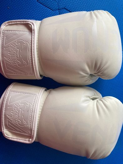 Venum Elite Boxing Gloves - White