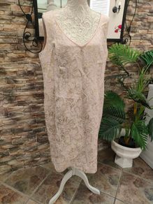 Jacques Vert Elegant pencil cream gold occasion  dress size 20 Postage included