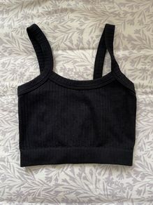 black crop top