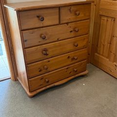 Pine bedroom drawers