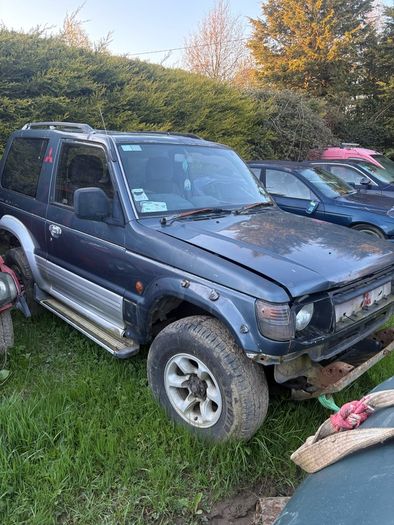 mk2 pajero 2.5 for breaking
