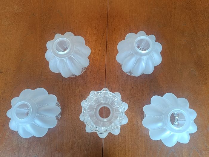 10 Vintage style frosted glass shades