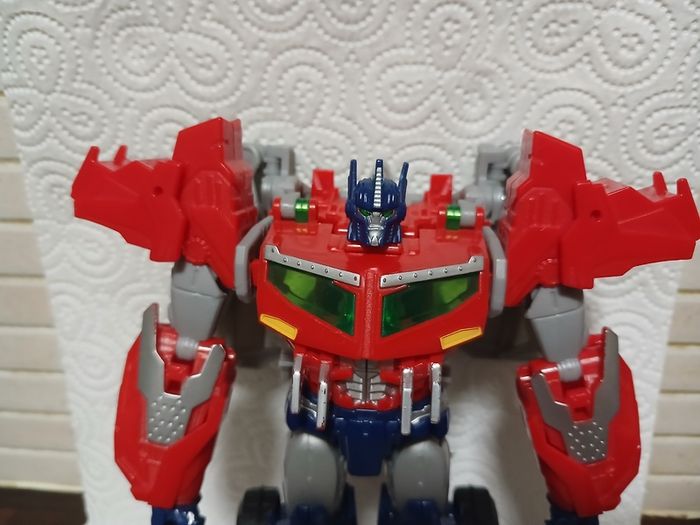 Transformer Beast Hunters Optimus Prime