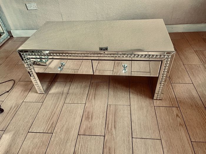 Crushed diamond mirror furniture