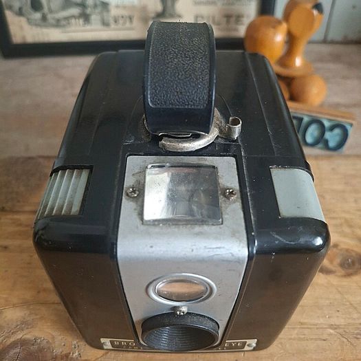 1950s Kodak Brownie Hawkeye Flash Model