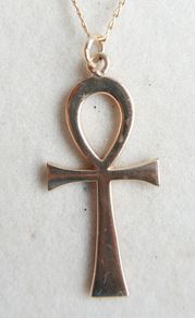 Vintage 9Ct Gold Large Egyptian Ankh Cross Pendant with Gold Chain length 18" - 3,2g