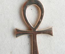 Vintage 9Ct Gold Large Egyptian Ankh Cross Pendant with Gold Chain length 18" - 3,2g