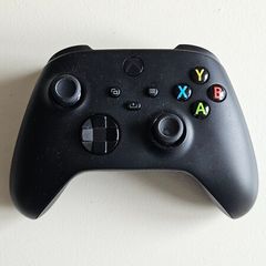 Black Xbox Wireless Controller
