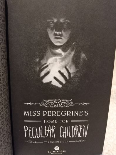 Miss Peregrine's Home for Peculiar Children by Ransom Riggs