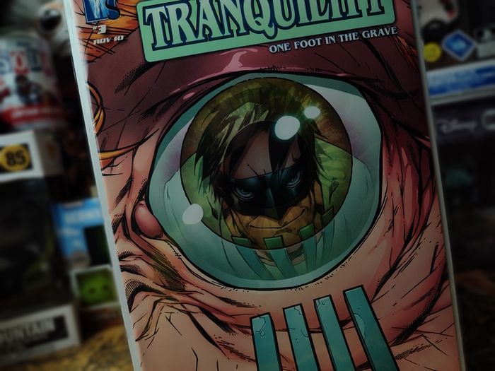Welcome to Tranquility ! One Foot in the Grave ! First 5 Issues ! 2010 ! by Wildstorm ! DC !