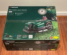 ROBOT lawnmower Brand new