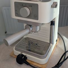 Delonghi Stilosa EC260CR Coffee Machine