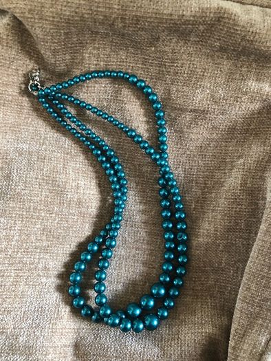 pearl necklace
