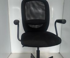 Black office chair