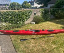 Sea Kayak - Valley Etain, paddle and wall rack