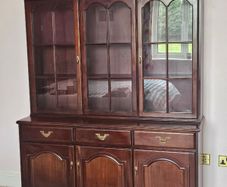 Rossmore mahogony display cabinet