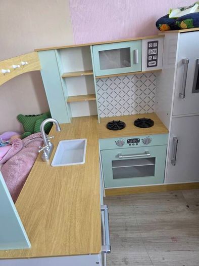 play kitchen