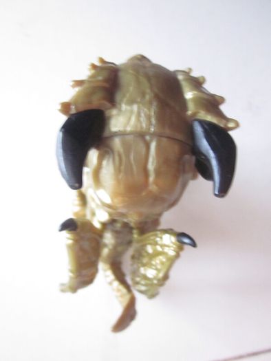 Wowwee Fingerlings Limited Edition Untamed Gold Rush Dragon - Lights & Sounds
