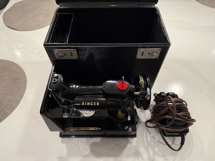 Singer Sewing 1954 model 222K