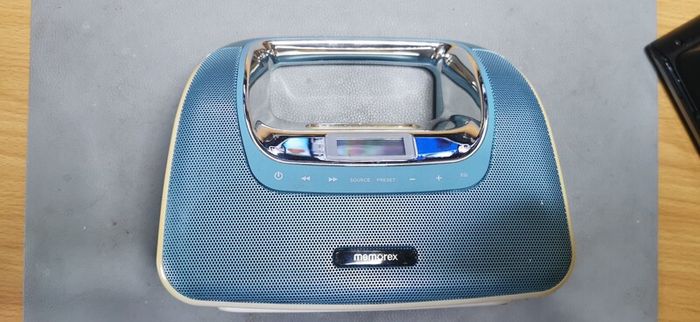 Vintage Portable Boombox Radios - Collection