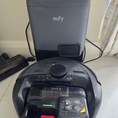 Eufy E20 3-in-1 robot vacuum and cordless stick vacuum
