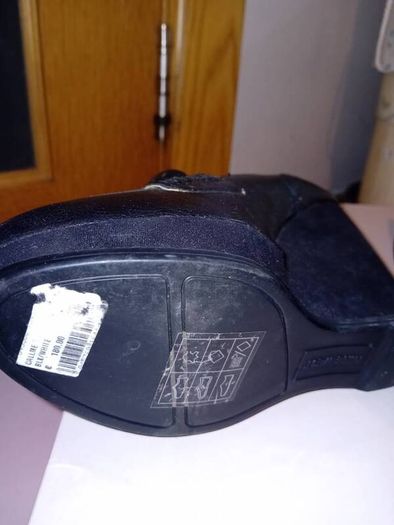 Ladies shoes