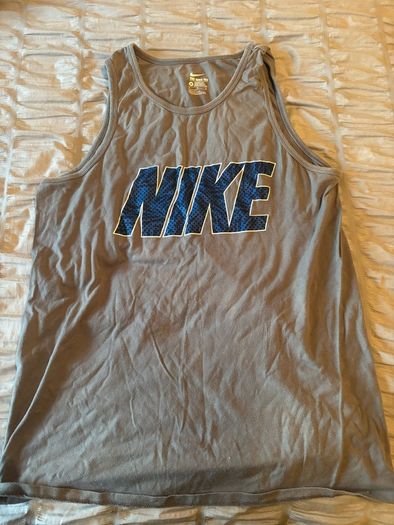 26 items of large Nike gym wear