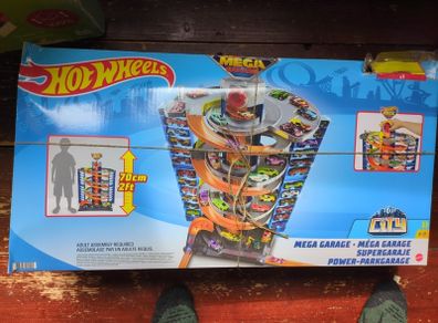 Hot Wheels Mega Garage