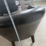 2 leather arm chairs Image 9