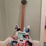 Guitar Shaped CD Player Elvis & Marilyn Design Working Image 8