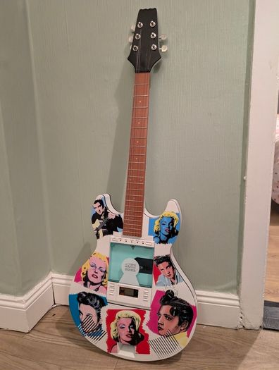Guitar Shaped CD Player Elvis & Marilyn Design Working