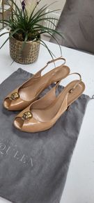 Alexander McQueen Tan Leather Crystal Embellished Skull Detail Peep Toe Pumps Size 40.5 (Fit 7-7.5UK) - Rrp 695 (New)
