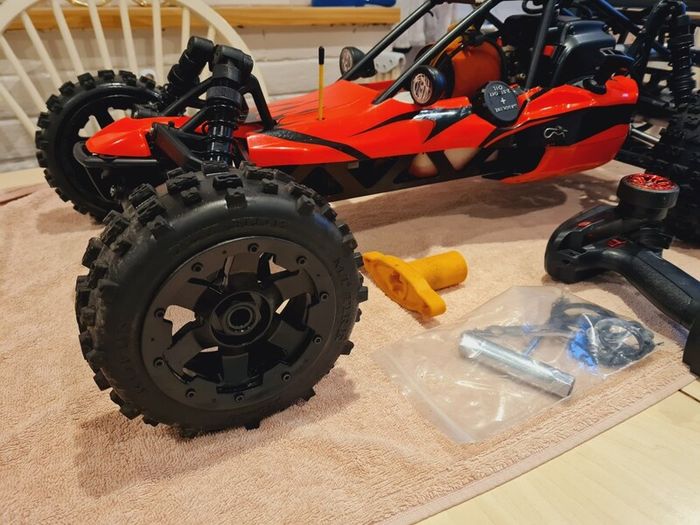 rovan baja 29cc 2 stroke