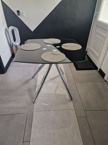 Dinning Table